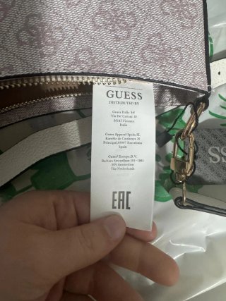 Bolso Guess Beige y Blanco
