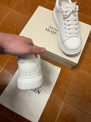 Alexander McQueen Sneakers Bianche