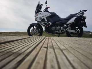 Honda Varadero 1000XL Negra y Blanca