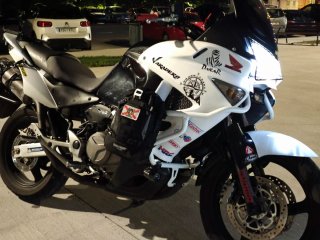 Honda Varadero 1000XL Negra y Blanca