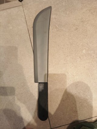 Cuchillo de juguete grande