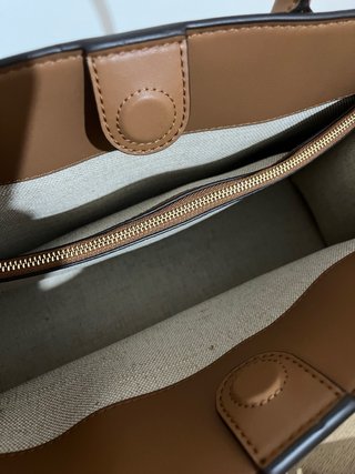 Borsa Michael Kors Marrone con Lucchetto Dorato