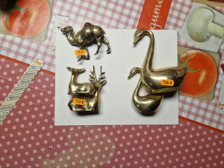Figuras de bronce estilo antiguo