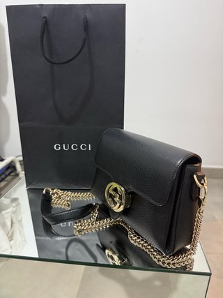 Bolso Gucci Negro Cadena Dorada