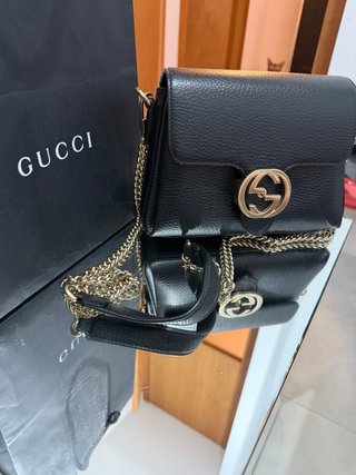 Bolso Gucci Negro Cadena Dorada