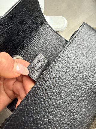 Bolso Gucci Negro Cadena Dorada