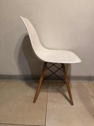 2 Sillas Blancas Diseño Nórdico