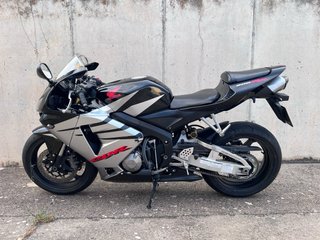 HONDA CBR 600 RR