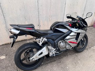 HONDA CBR 600 RR