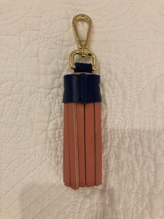 Llavero/colgante charm de bolsos en piel  Mercules