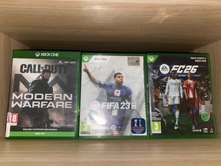 Xbox One S Blanca + FC 26 y 2 juegos mas