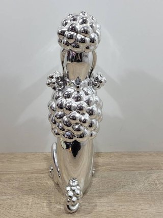 FIGURA DE PERRO CANICHE