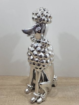 FIGURA DE PERRO CANICHE
