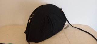 Borsa a tracolla di raso nero