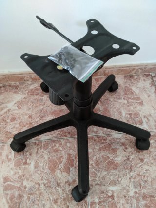 Base de silla de oficina con ruedas