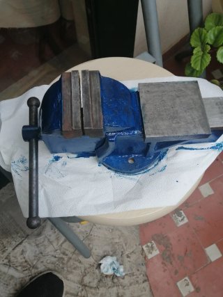 Torno de mesa mediano avertura 11cm retaurado