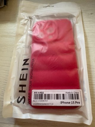 Funda iPhone 15 Pro Roja Acolchada