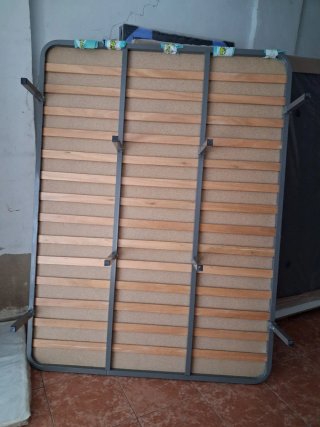 Somier metálico con lamas de madera