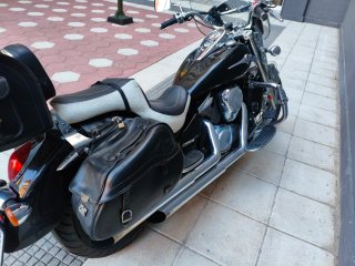 Kawasaki VN900 Custom Negra - Full Equip