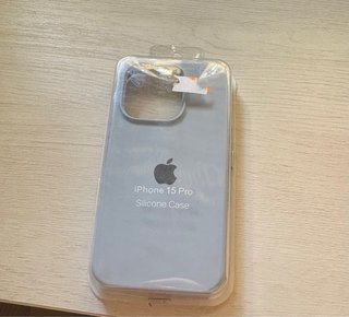 Funda iPhone 15 Pro Apple celeste
