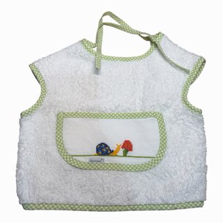 Baberos de bebé bordados a mano