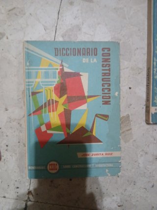 Lote 9 Libros Construcción y Arquitectura CEAC