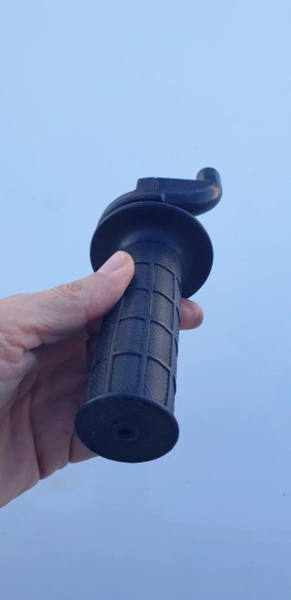 Comando gas Yamaha Aerox nero