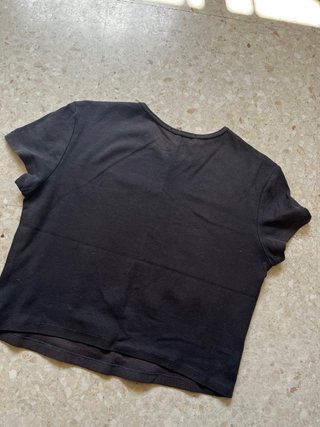 Top Bershka Dragón Talla M Corto Ajustado