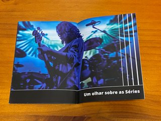 Catálogo Bajos Fender 2013 Edición portuguesa