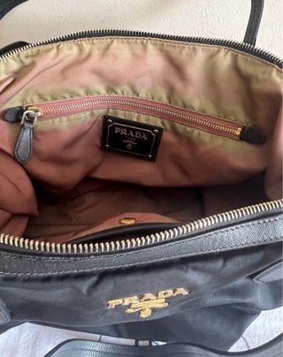 Borsa Prada in tela nera