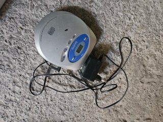 Reproductor CD Sanyo Portátil