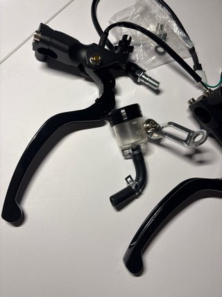 Kit juego bombas de freno y embrague hidráulico