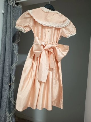 Vestido rosa palo con lazo talla 8