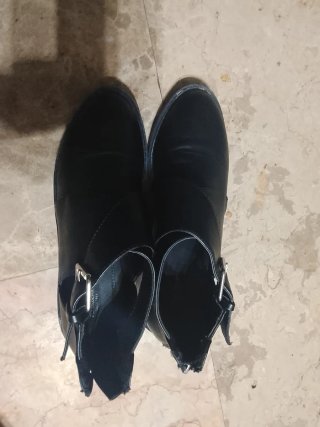 Botines abiertos Pull&Bear negros mujer T.36
