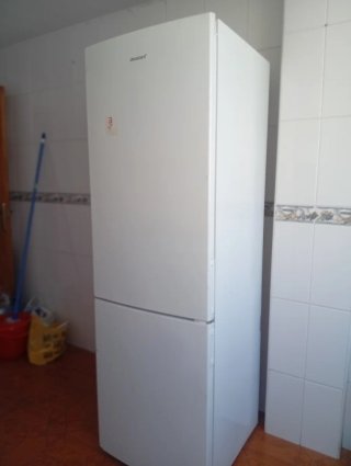 LIQUIDACION MUEBLES  VENTA PISO EN CARTAGENA