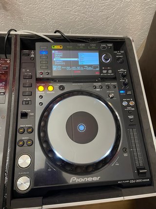 Pioneer CDJ-2000 Nexus + DJM-700