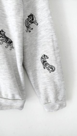 Sudadera WE gris tigres Talla L nueva mujer