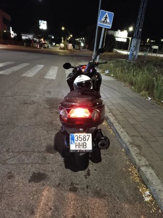 Kymco Superdink 125i Scooter
