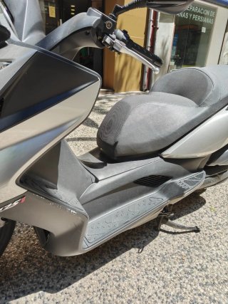 Kymco Superdink 125i Scooter