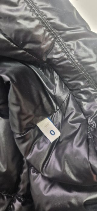 Moncler Piumino 100 grammi Nero