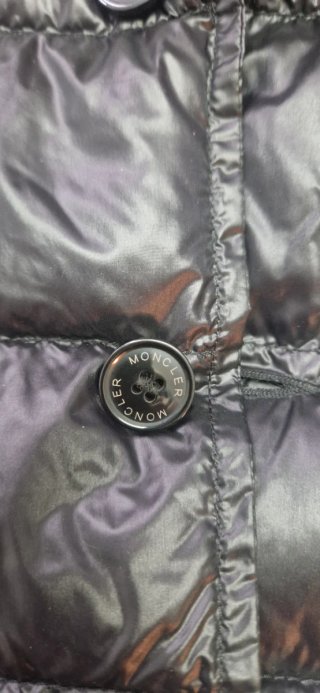 Moncler Piumino 100 grammi Nero