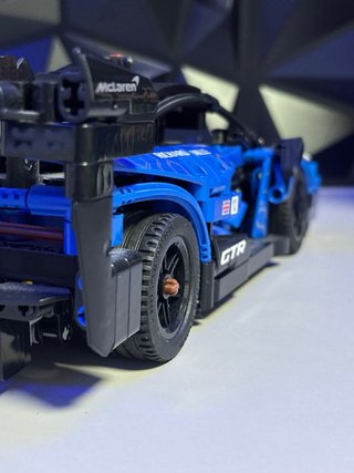 LEGO Technic McLaren Senna GTR 42123
