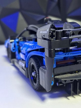 LEGO Technic McLaren Senna GTR 42123