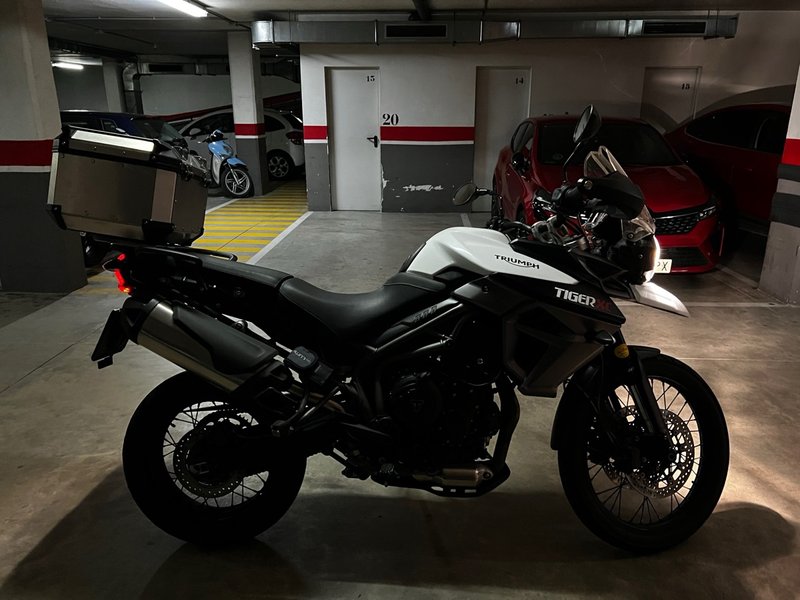 Triumph Tiger 800 XC