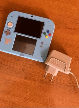 Nintendo 2DS XL Edición Especial Pokémon Sol luna