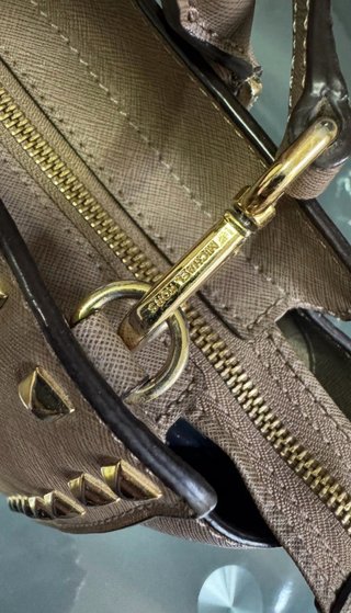 Michael Kors Borsa a spalla Selma in pelle marrone