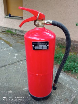 Extintor Magnum 6 kg Polvo ABC