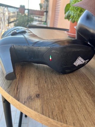 Stivaletti Nero Giardini neri tacco alto