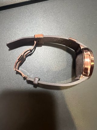 Relógio Gucci  dourado