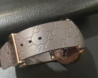 Relógio Gucci  dourado